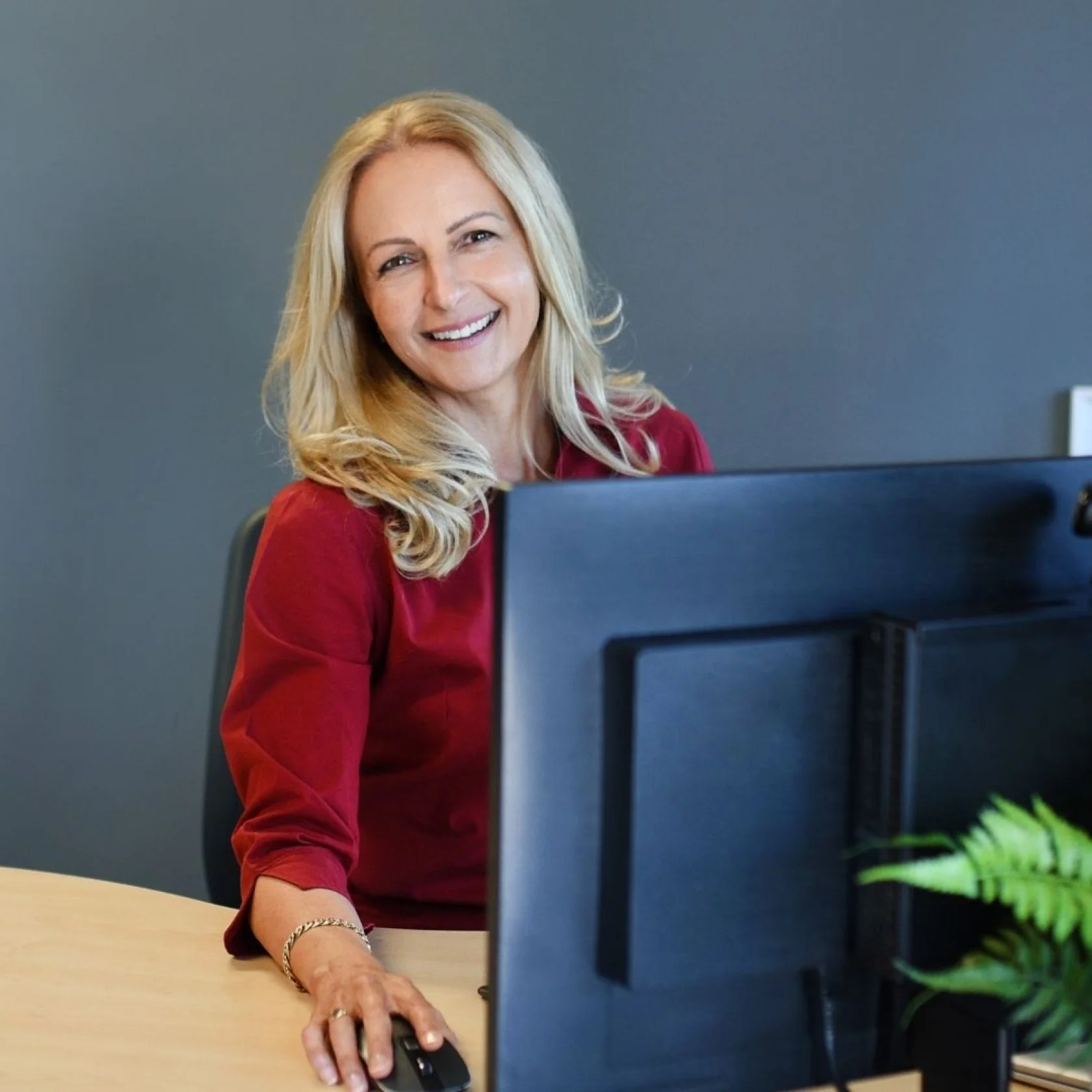 silverstripe/centre-person-images/1080x1080-images/julie-clayfield.jpg